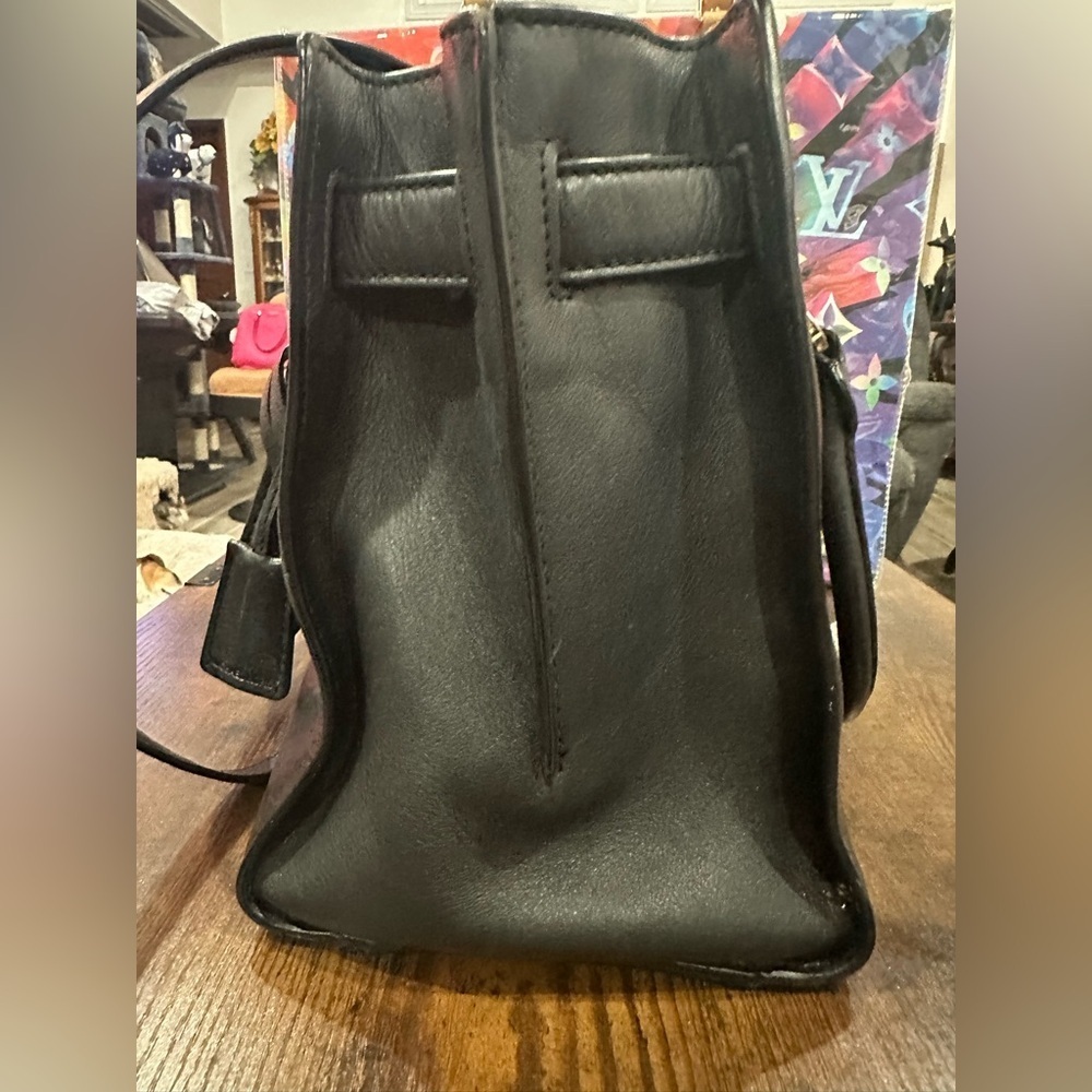 Michael Kors Hamilton Large Soft Leather Satchel Bag Lock Black GUC​​ - Picture 9 of 12